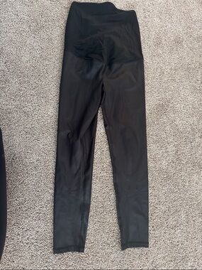 Isabel Maternity by Ingrid & Isabel Black Maternity Leggings